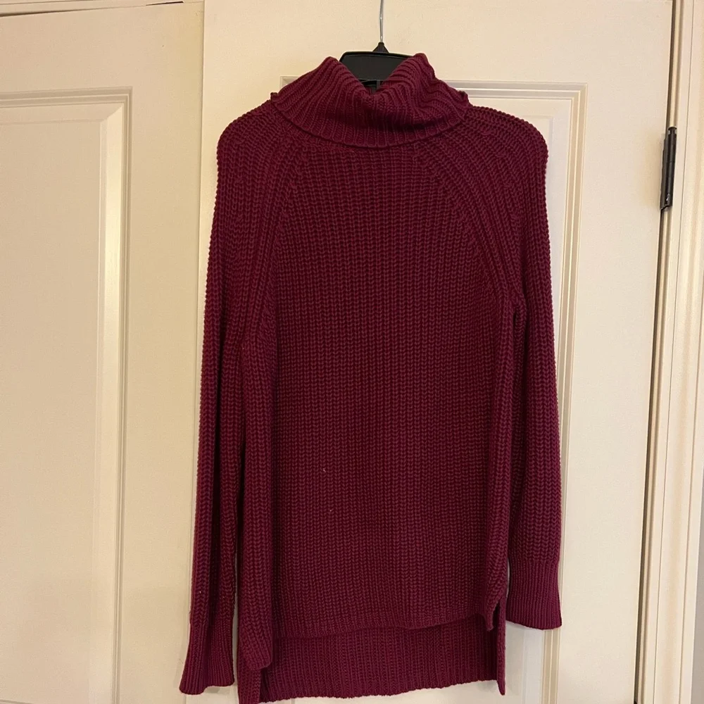 525 Turtle Neck Shaker Pullover - Picture 6 of 6